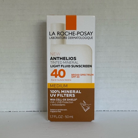 La Roche-Posay Anthelios Tinted Mineral Sunscreen 40 SPF Medium Tan NEW - Picture 8 of 13